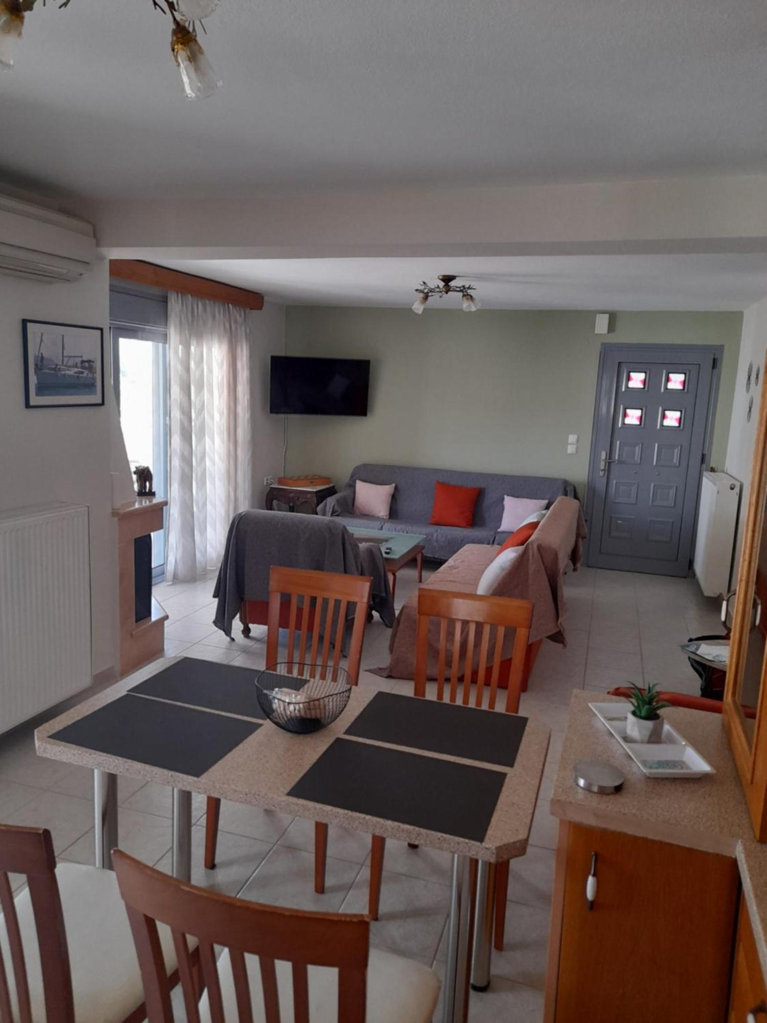 Dominikis Appartment Néa Péramos Kültér fotó